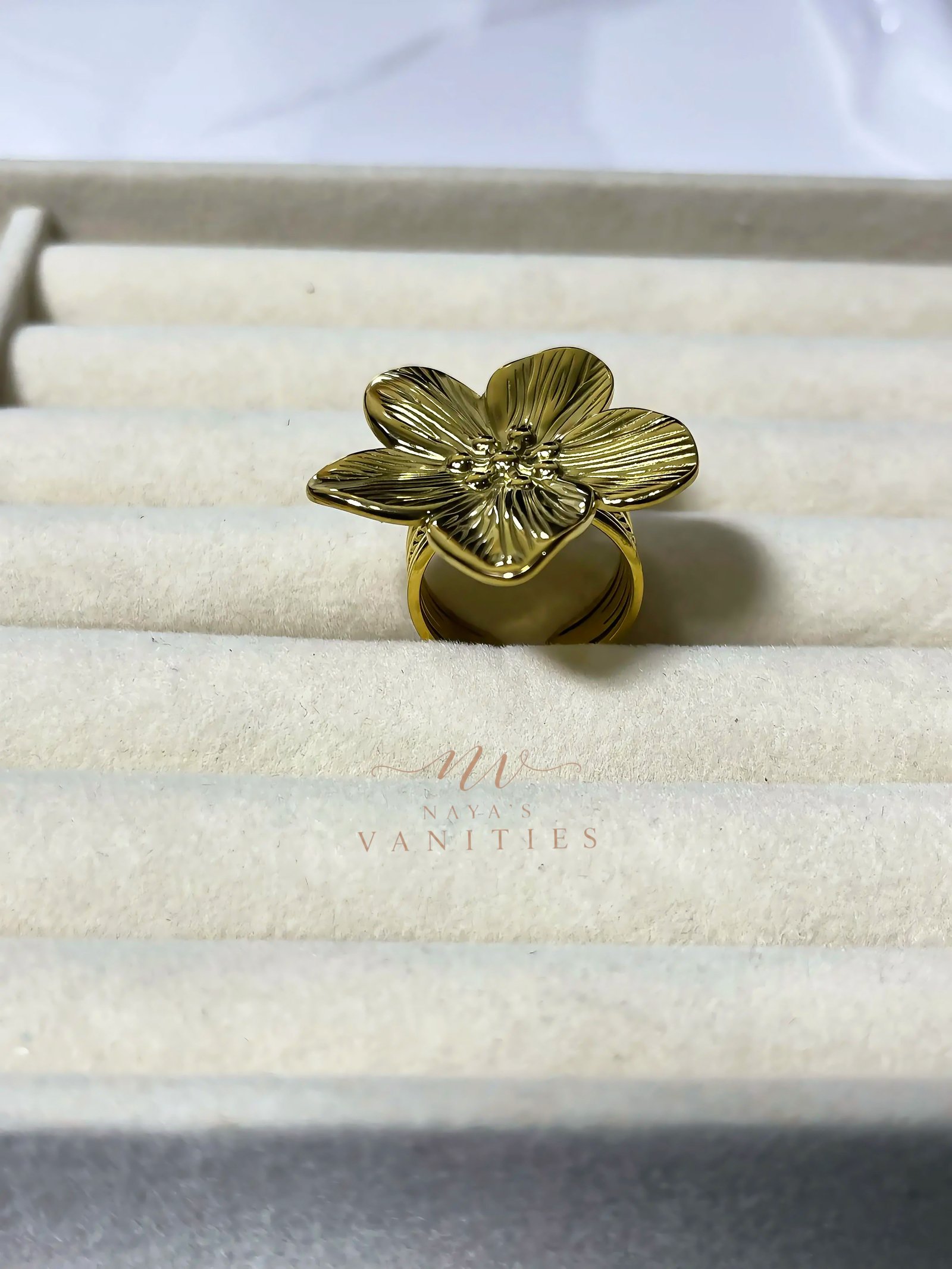 Floral ring